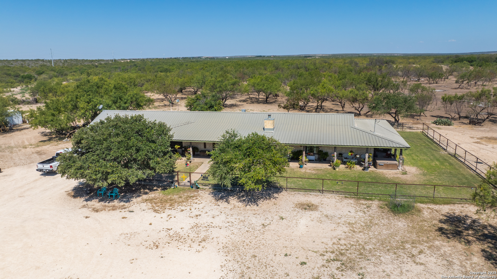 2133 Lausen Del Rio TX 78840