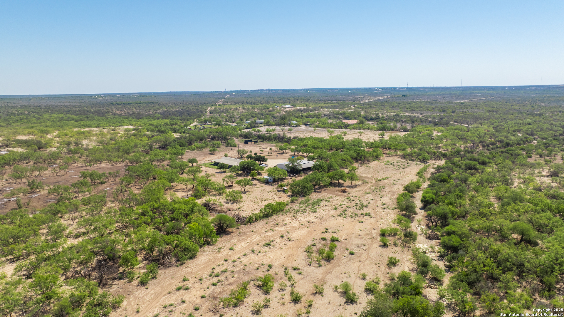 2133 Lausen Del Rio TX 78840