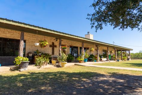 2133 Lausen Del Rio TX 78840