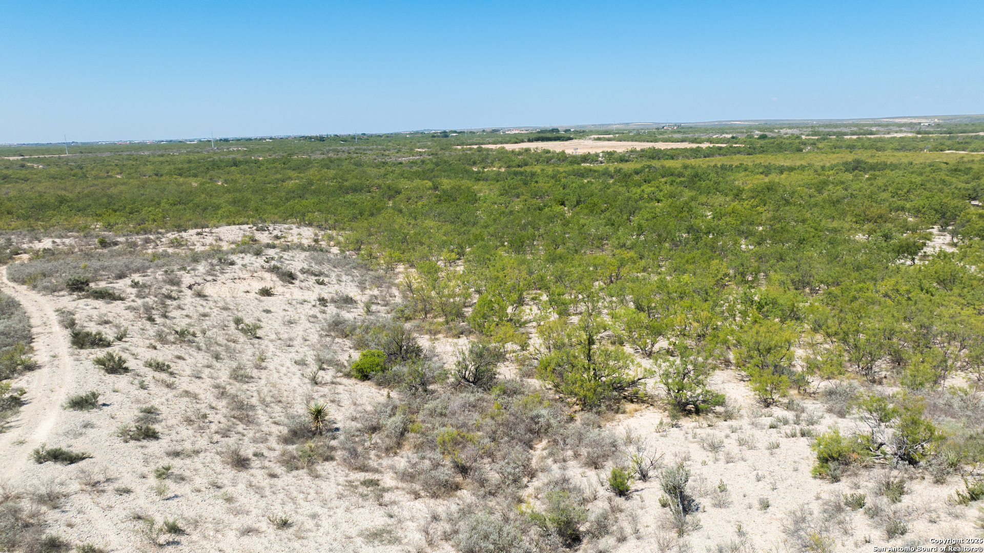 2133 Lausen Del Rio TX 78840