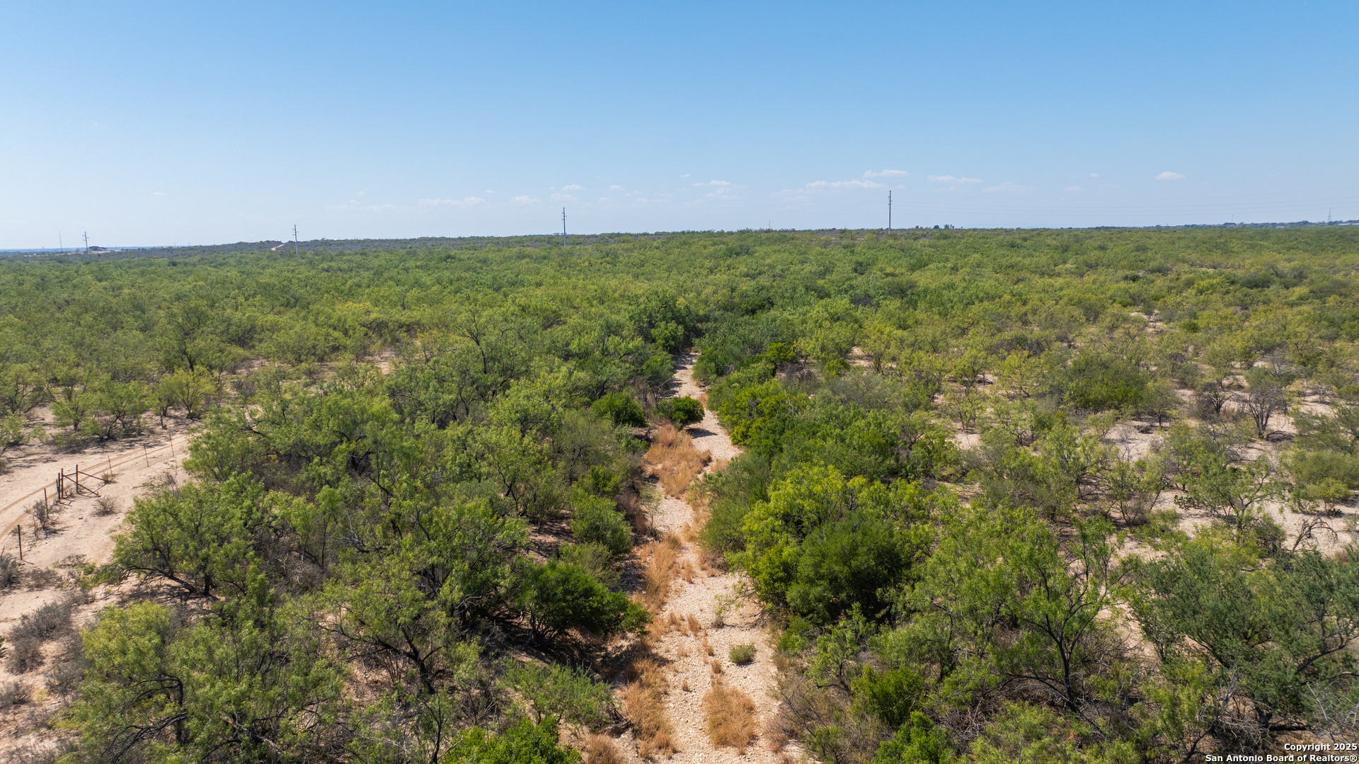 2133 Lausen Del Rio TX 78840