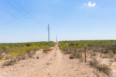 2133 Lausen Del Rio TX 78840