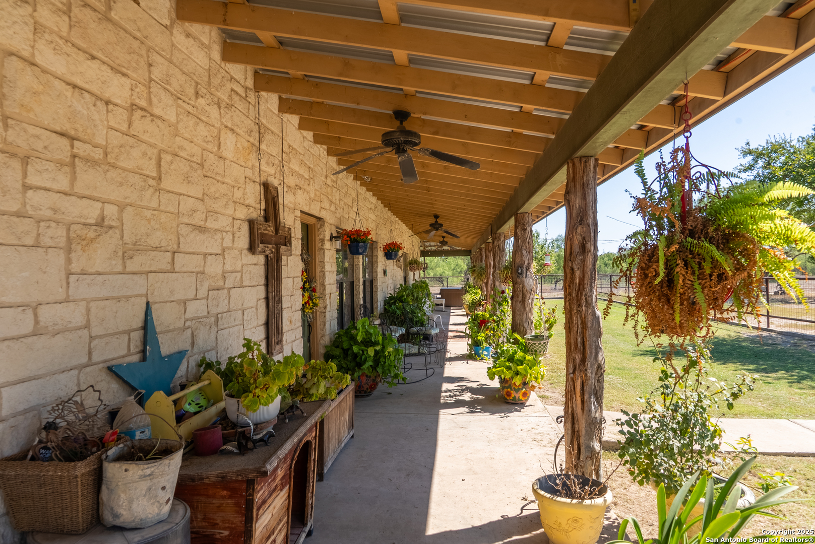 2133 Lausen Del Rio TX 78840
