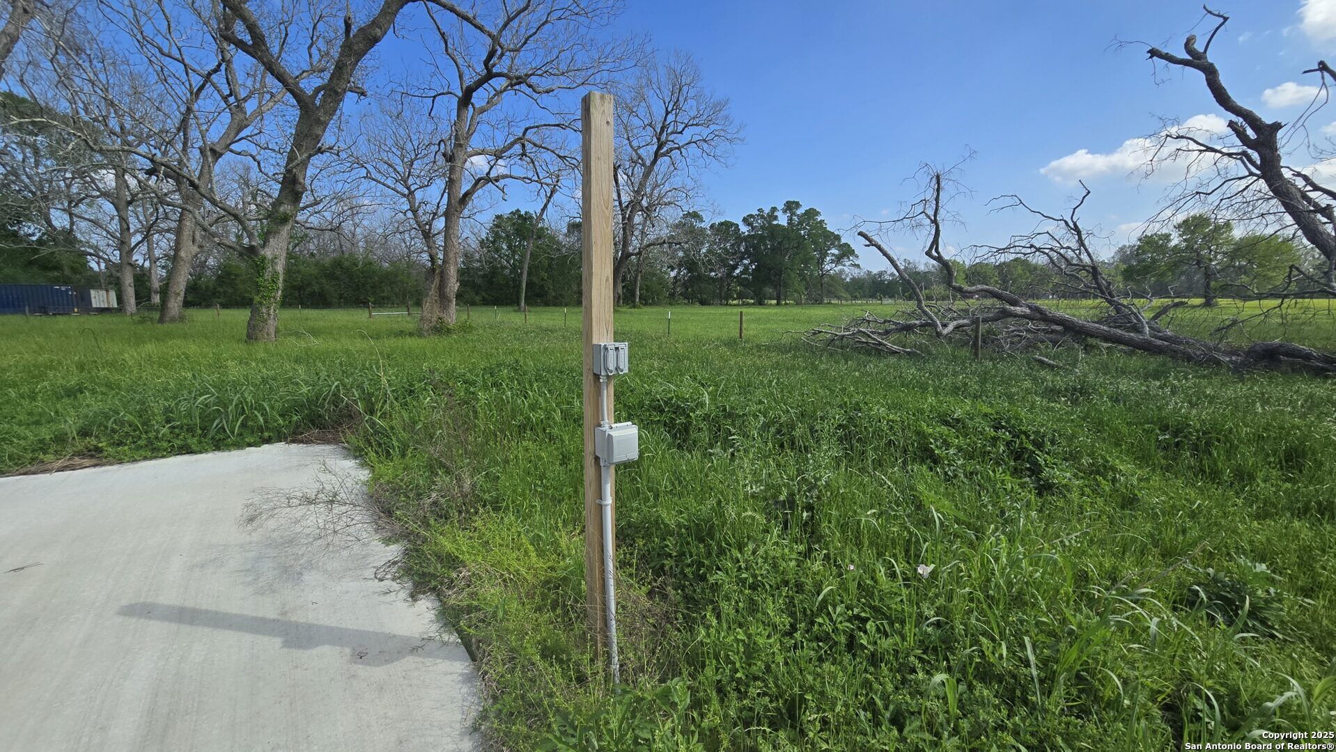 3780 Co Road 257 Egypt TX 77488