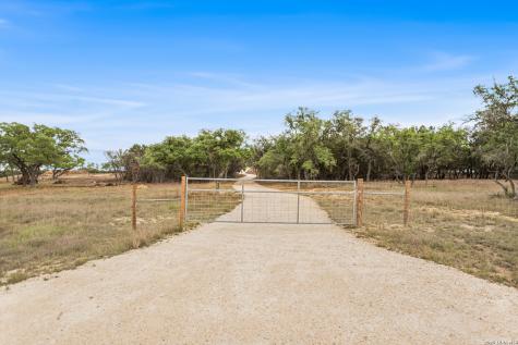 10205 #2 Johns Road Boerne TX 78006