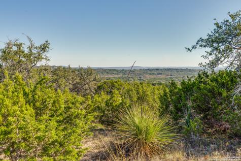 10205 #2 Johns Road Boerne TX 78006