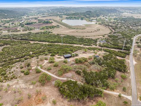 10205 #2 Johns Road Boerne TX 78006