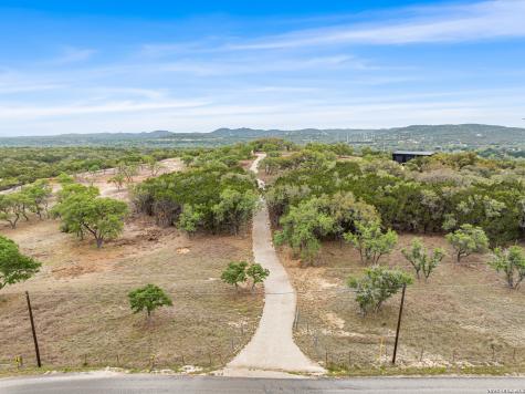 10205 #2 Johns Road Boerne TX 78006