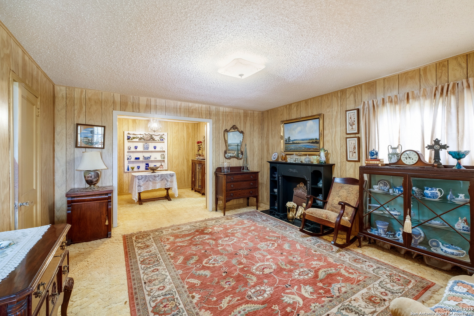 461 Highway 173 S Devine TX 78016
