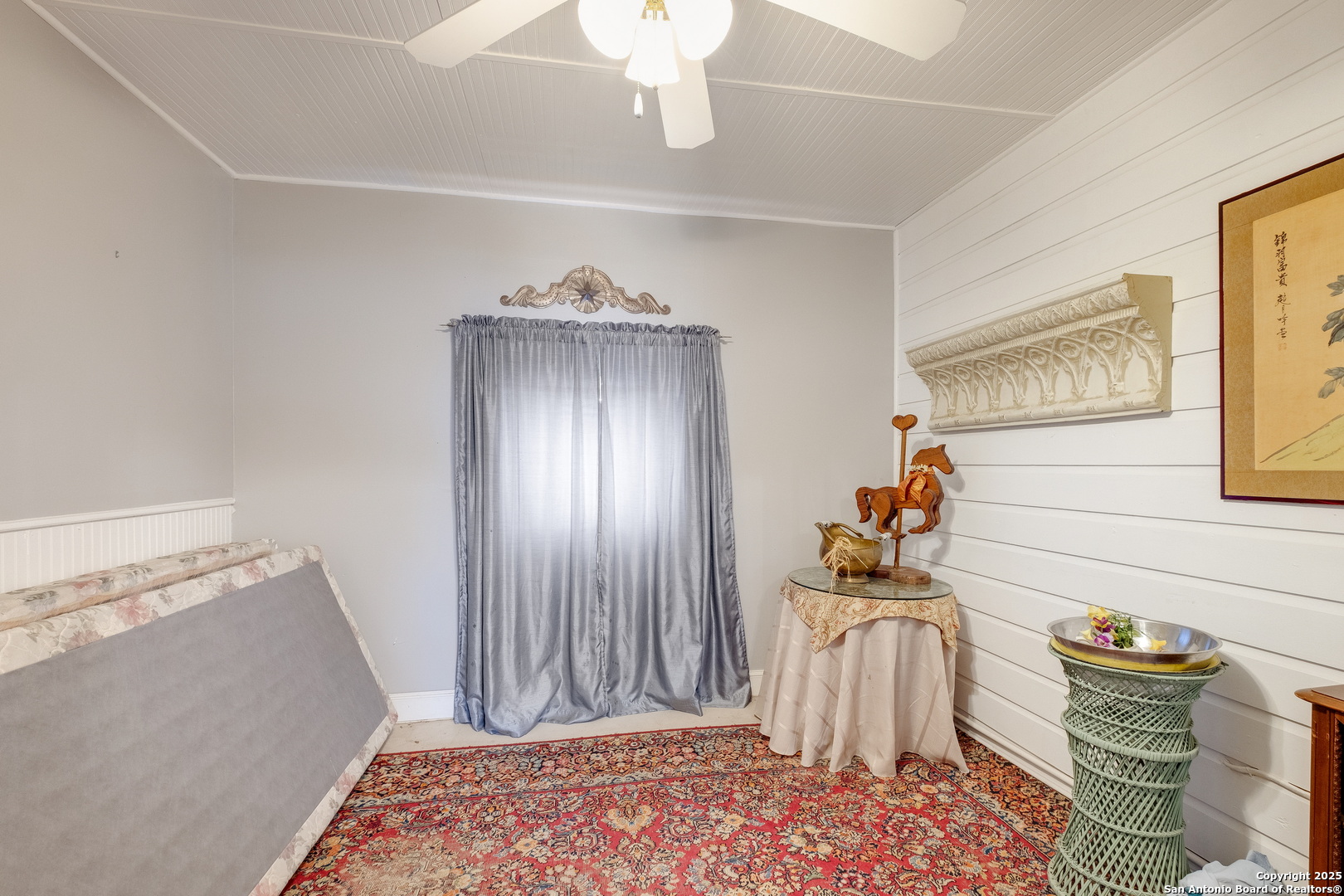 461 Highway 173 S Devine TX 78016