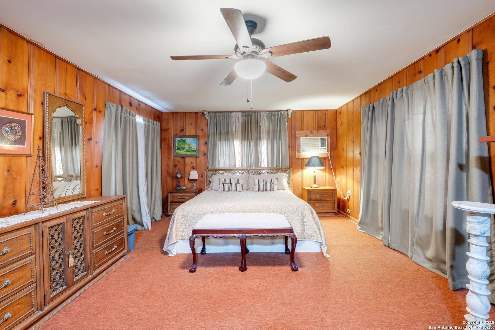 461 Highway 173 S Devine TX 78016