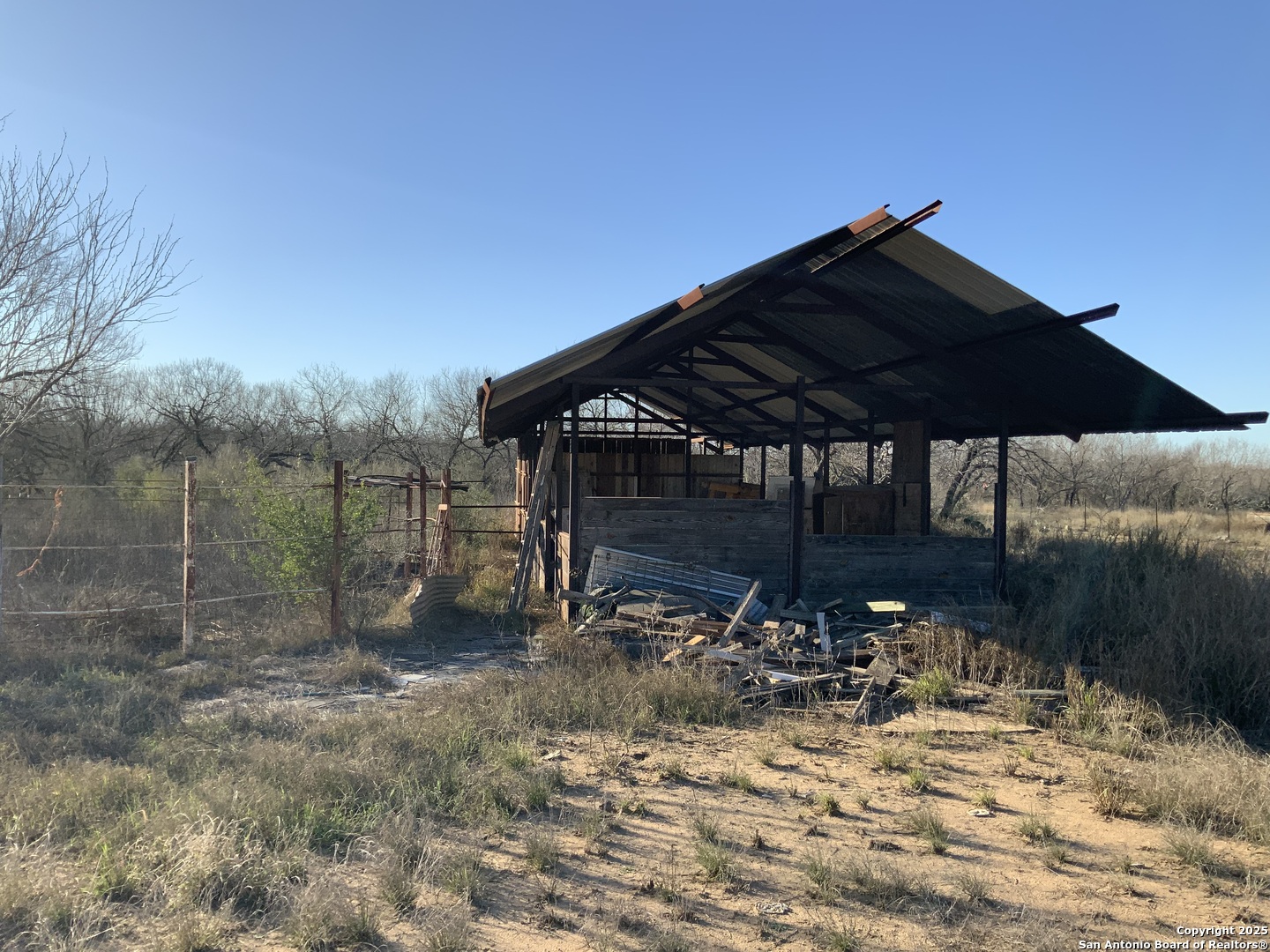 SV-49 Lot 2 Fm 1333 Poteet TX 78065