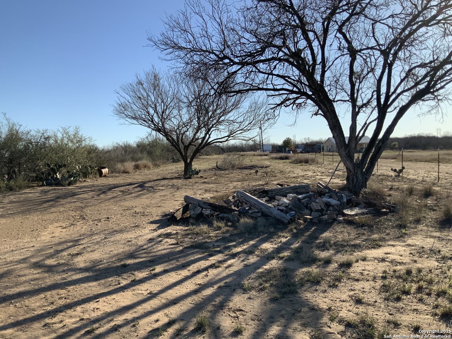 SV-49 Lot 2 Fm 1333 Poteet TX 78065