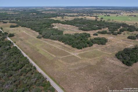 1003 County Road 334 Stockdale TX 78160