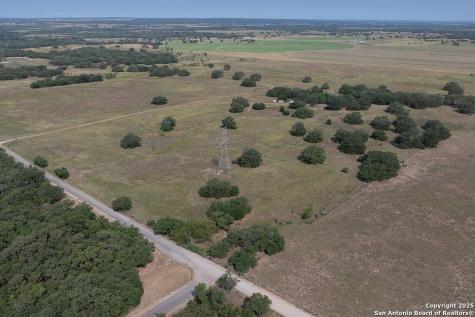 1003 County Road 334 Stockdale TX 78160