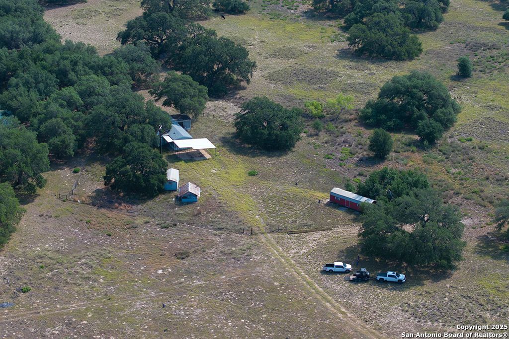 1003 County Road 334 Stockdale TX 78160