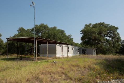 1003 County Road 334 Stockdale TX 78160