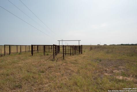 1003 County Road 334 Stockdale TX 78160