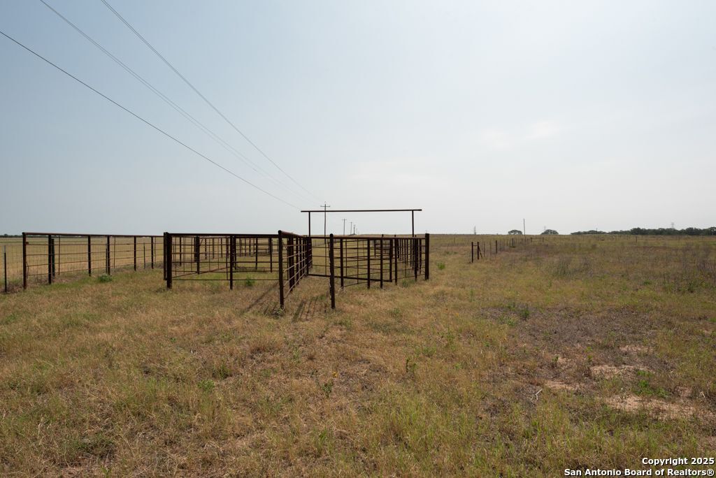 1003 County Road 334 Stockdale TX 78160
