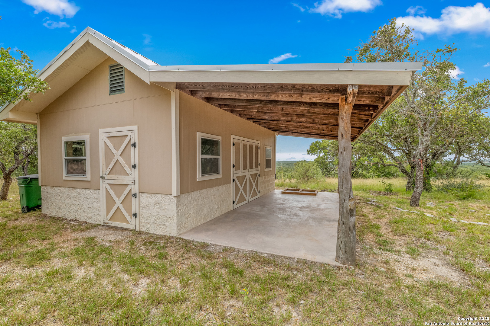 2321 Gentry Creek Road Junction TX 76849