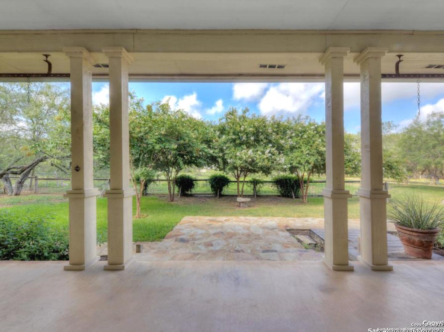 1210 Whispering Woods New Braunfels TX 78132