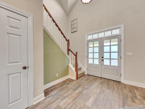 1210 Whispering Woods New Braunfels TX 78132