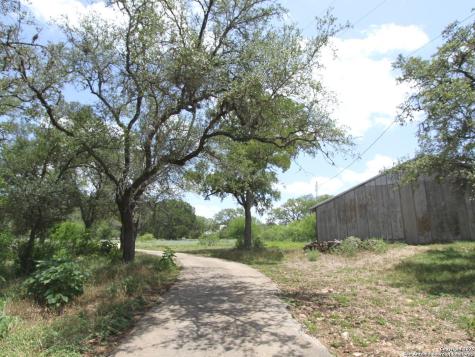 1210 Whispering Woods New Braunfels TX 78132