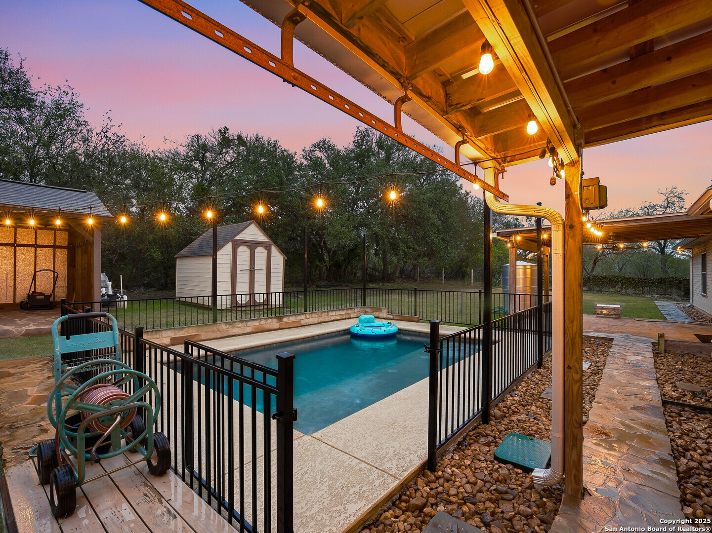 1210 Whispering Woods New Braunfels TX 78132