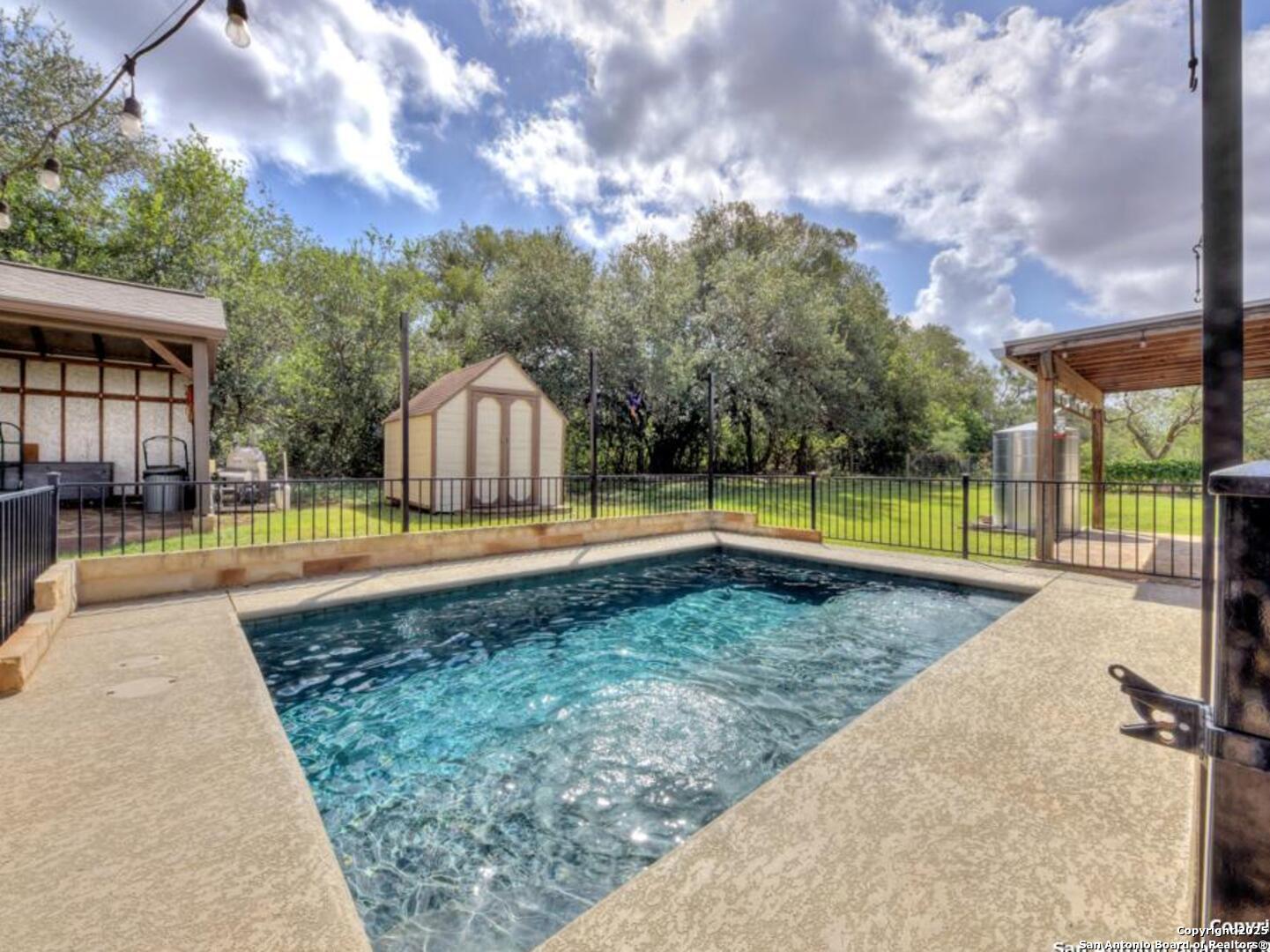 1210 Whispering Woods New Braunfels TX 78132