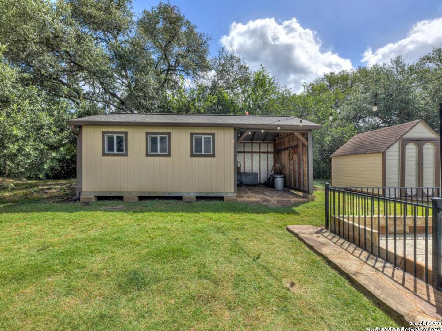 1210 Whispering Woods New Braunfels TX 78132