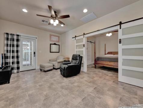 1210 Whispering Woods New Braunfels TX 78132