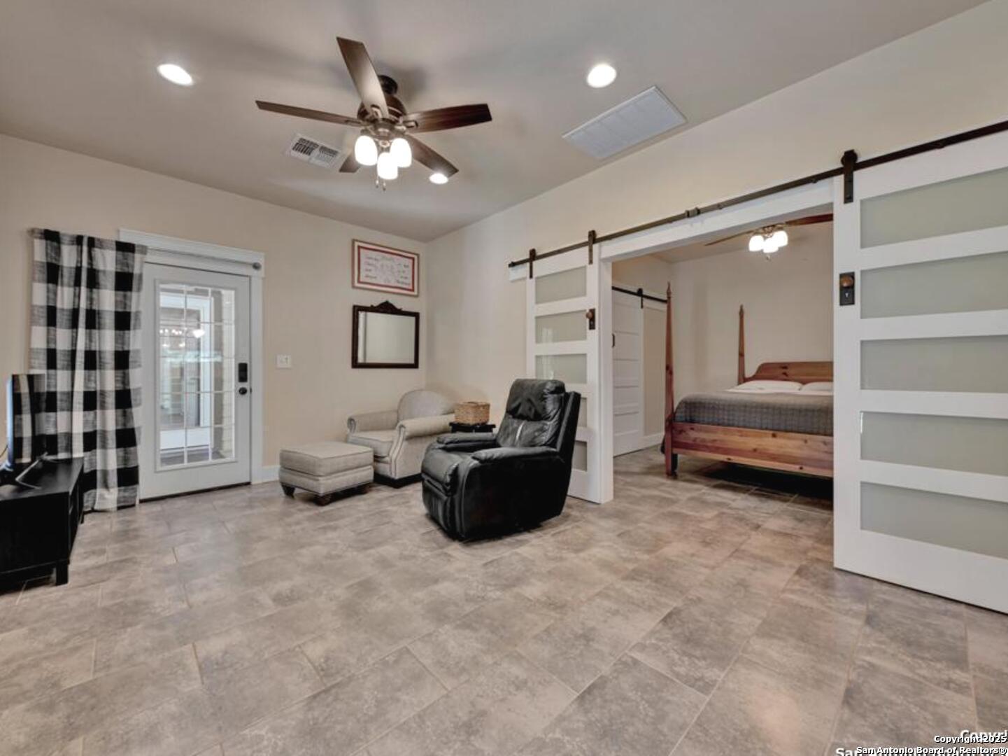 1210 Whispering Woods New Braunfels TX 78132