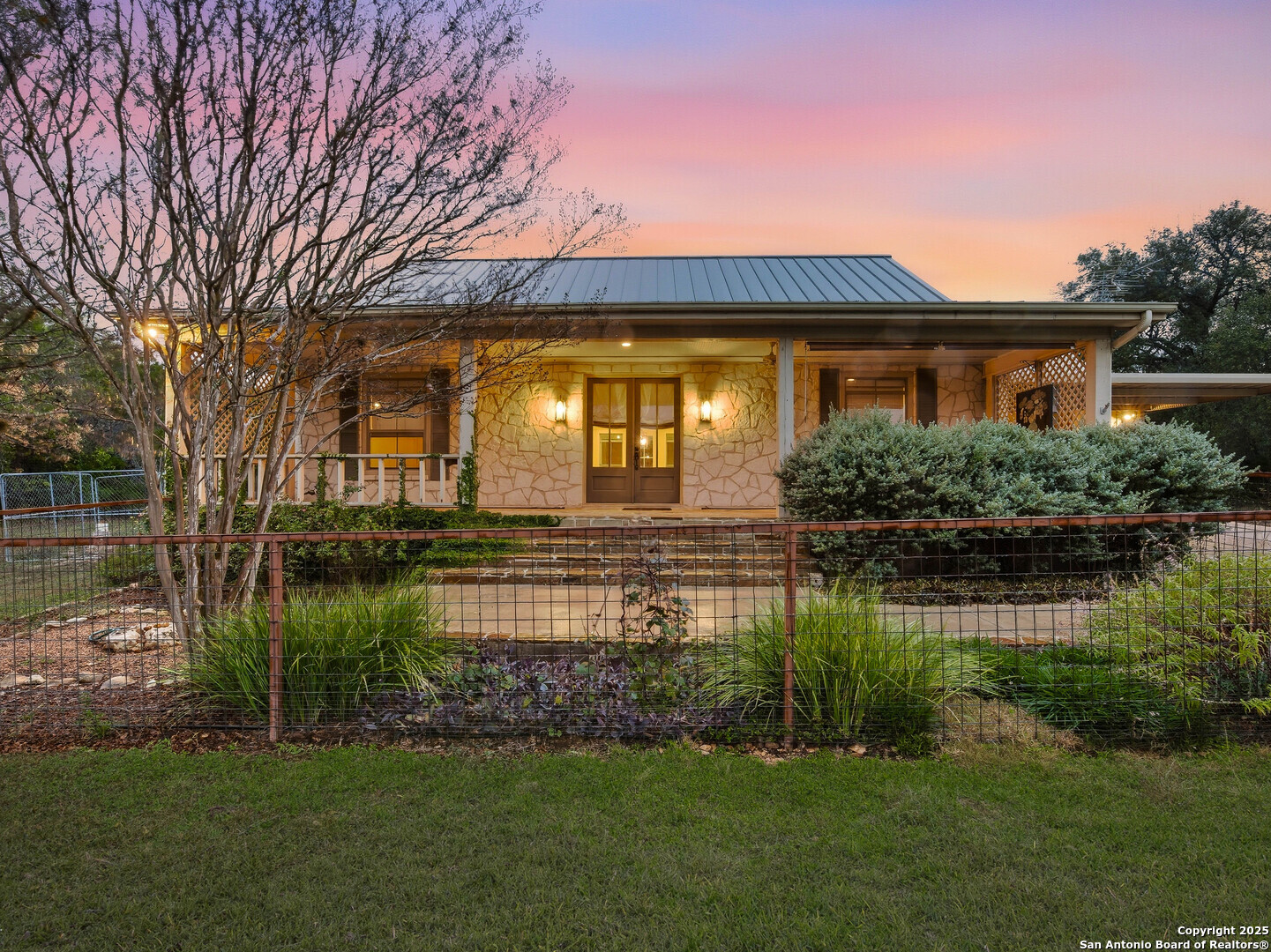 1210 Whispering Woods New Braunfels TX 78132