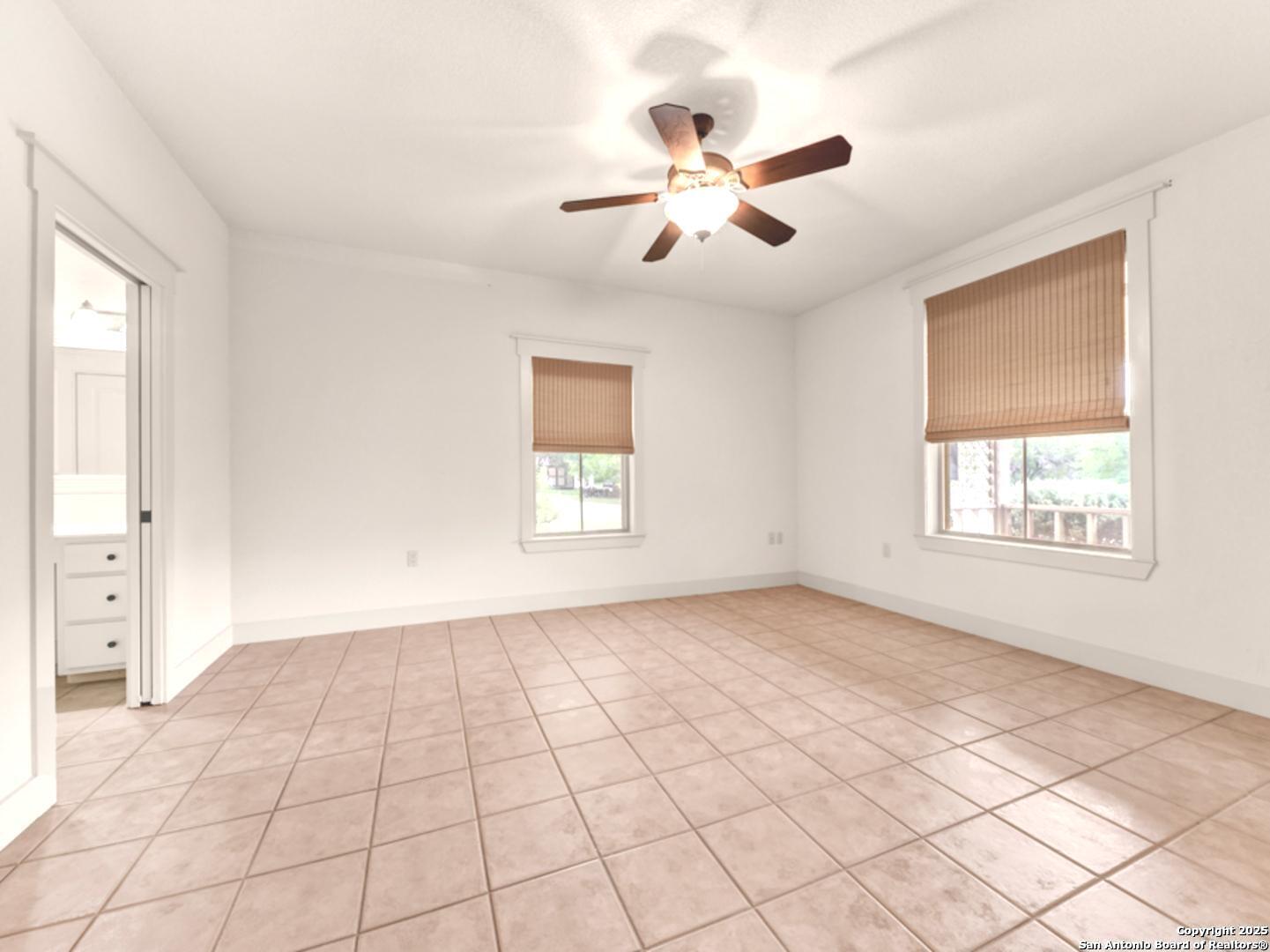 1210 Whispering Woods New Braunfels TX 78132