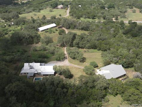 1210 Whispering Woods New Braunfels TX 78132