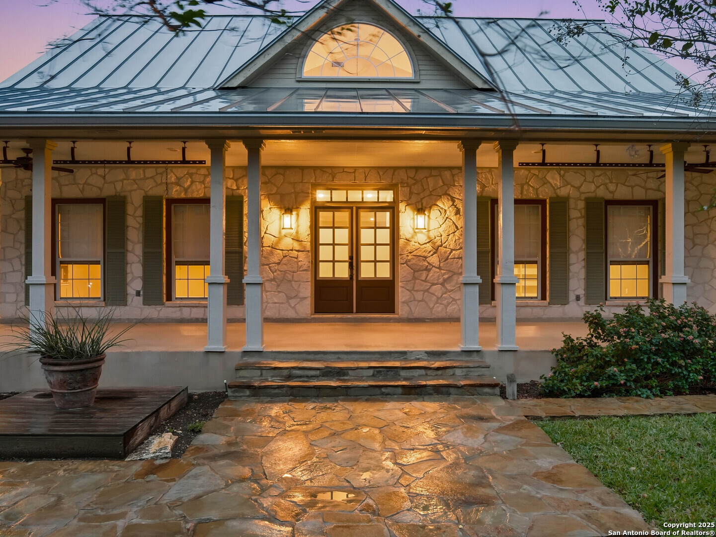 1210 Whispering Woods New Braunfels TX 78132