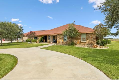 2655 Cr 233 Gillett TX 78116