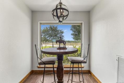 2655 Cr 233 Gillett TX 78116