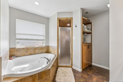 2655 Cr 233 Gillett TX 78116