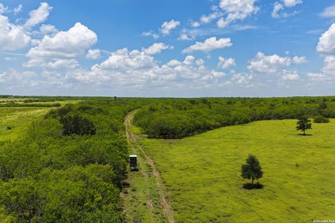 2249 Long Road Lockhart TX 78644