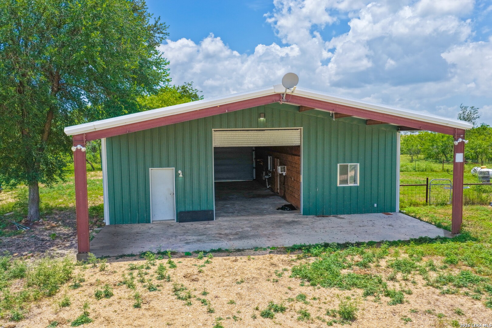 2249 Long Road Lockhart TX 78644