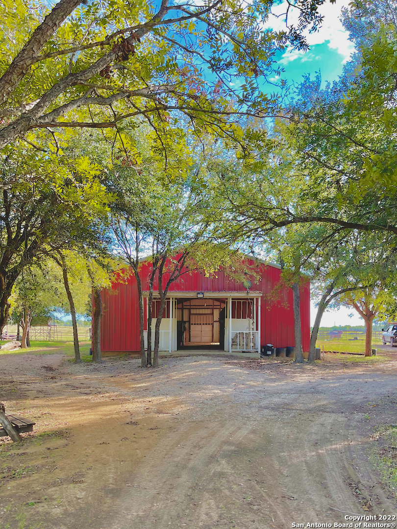 10671 Briggs Road Atascosa TX 78002