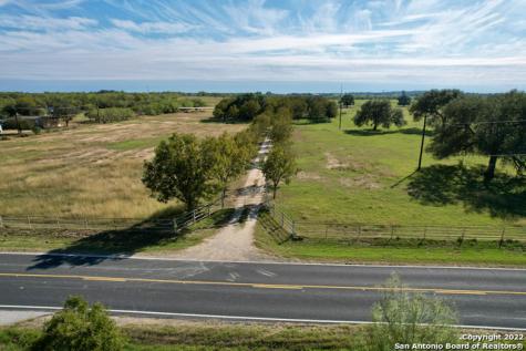10671 Briggs Road Atascosa TX 78002