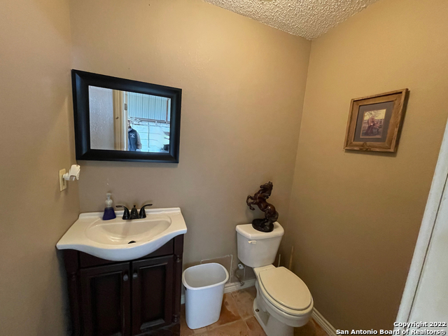 10671 Briggs Road Atascosa TX 78002