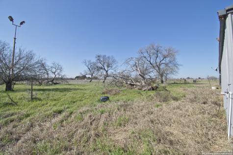 5673 Fm 1628 Adkins TX 78101