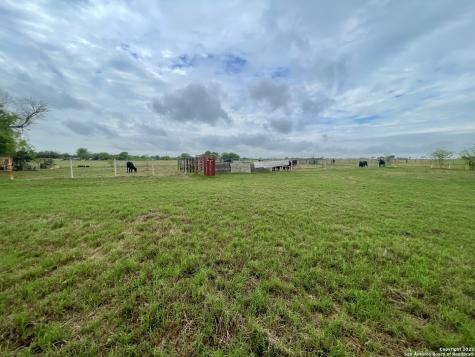 5673 Fm 1628 Adkins TX 78101