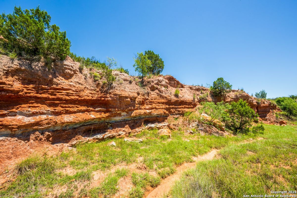 17898 County Road 1105 TX 79546