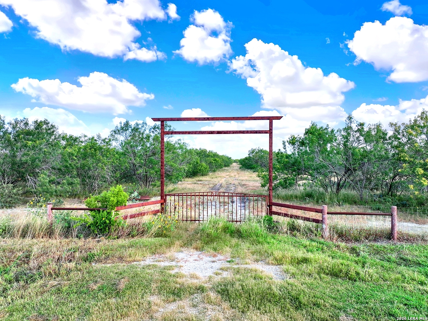 4190 County Road 415 Mccoy TX 78064
