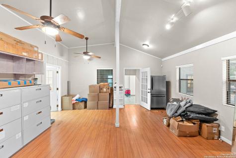 4514 Billy Sames Drive Adkins TX 78101