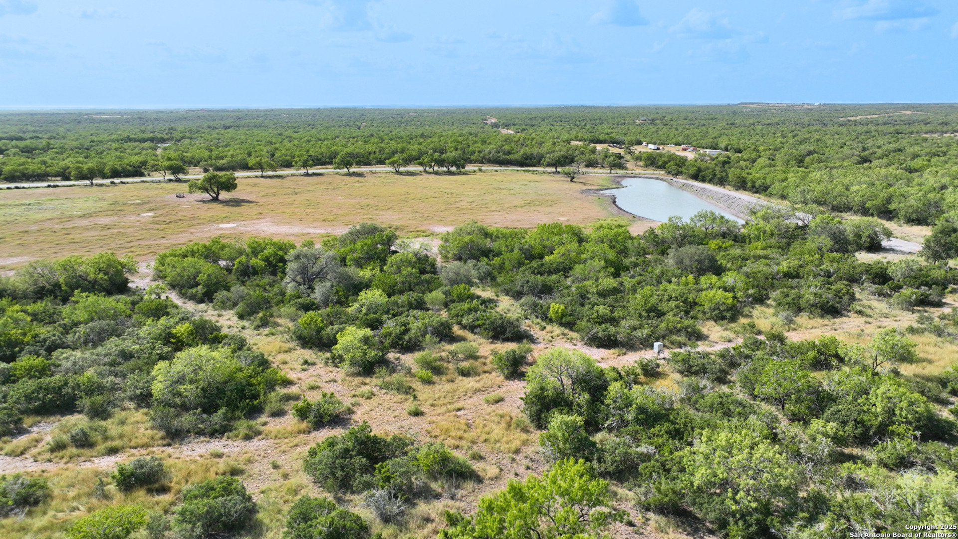 32 Ac Fm 791 Falls City TX 78113